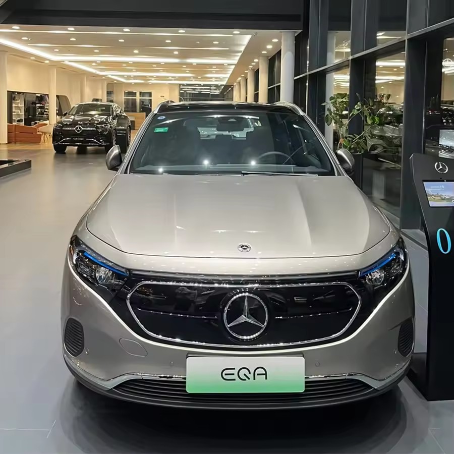 New Energy Mercedes Benz EQA 260 Pure Electric 190hp 619km Range 5-Door 5-Seat Compact EV SUV Car