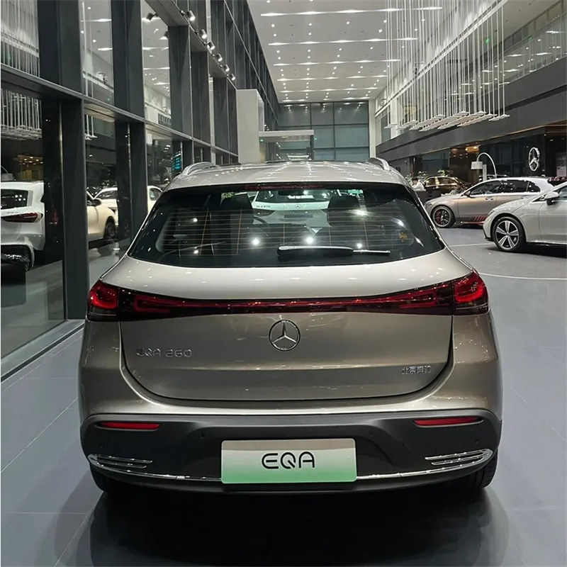 New Energy Mercedes Benz EQA 260 Pure Electric 190hp 619km Range 5-Door 5-Seat Compact EV SUV Car