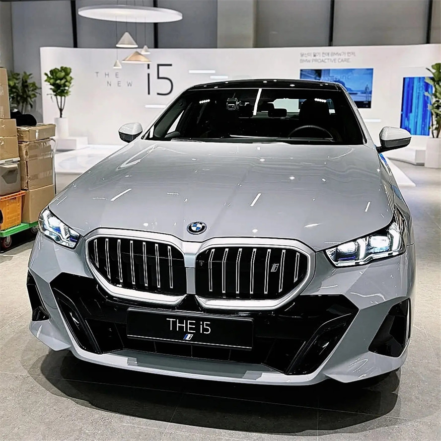 BMW i5 Pure Electric eDrive 35L M Sports 286hp 190km/h 567km Range 4-Door 5-Seat BMW i5 G60 EV Sedan Car