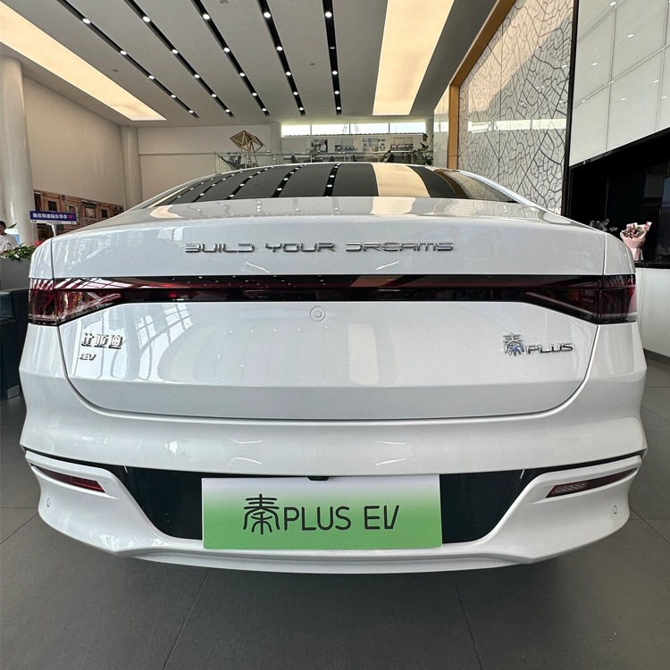 New 2024 BYD QIN PLUS EV 420km 510km Honor 4-Door 5-Seat Automatic Pure Electric Sedan Car